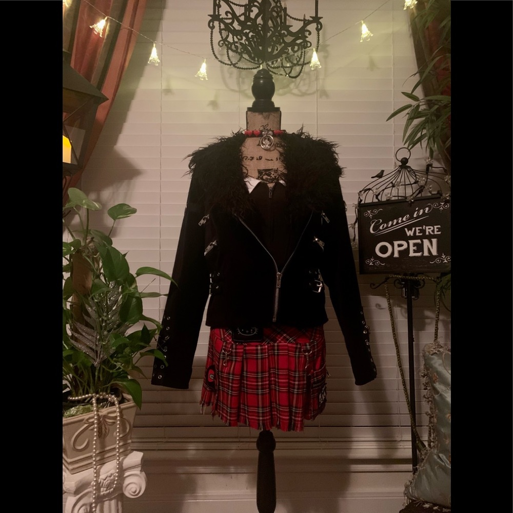 Tripp Nyc Velvet Fur Motto Jacket - Picture 3 of 16